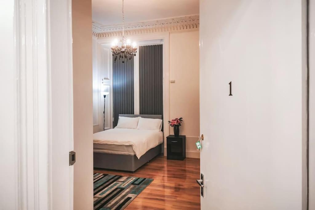 S.H Apartments Glasgow Eksteriør bilde
