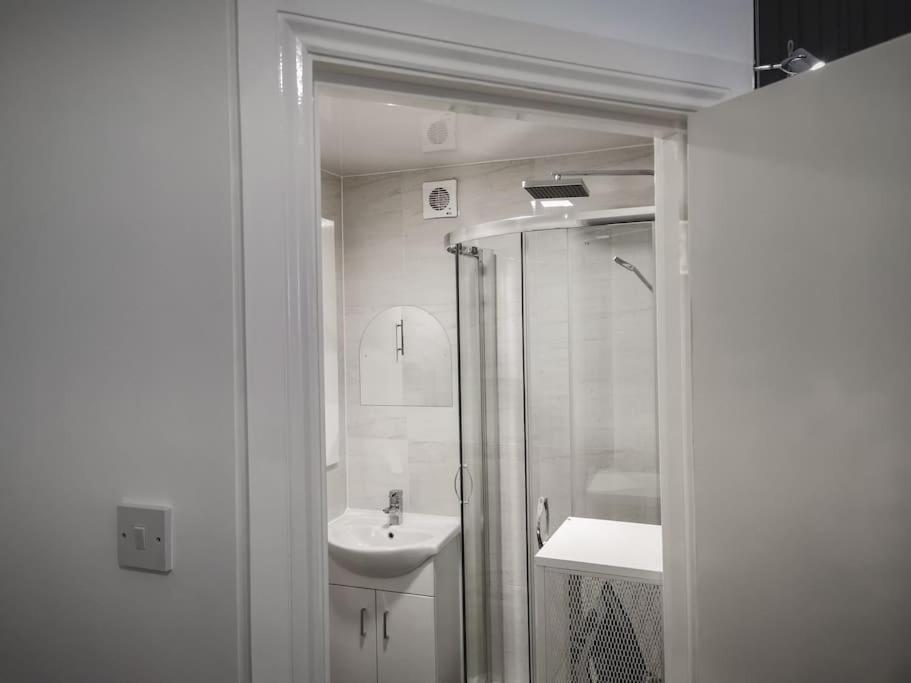S.H Apartments Glasgow Eksteriør bilde