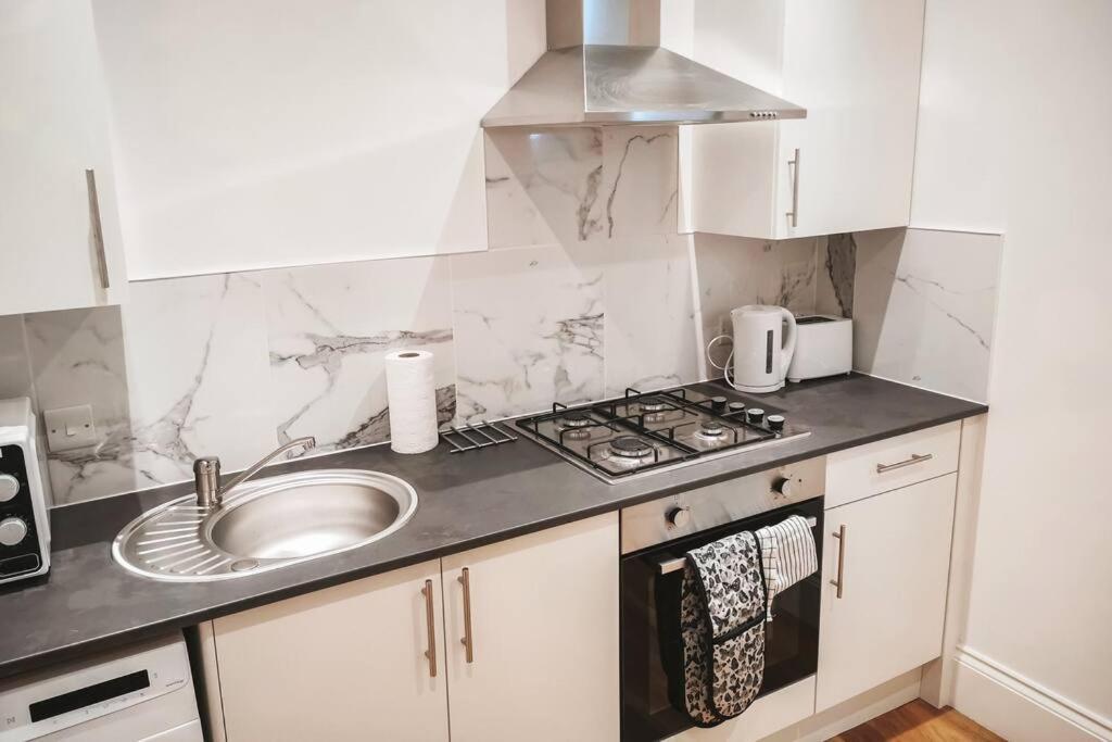 S.H Apartments Glasgow Eksteriør bilde